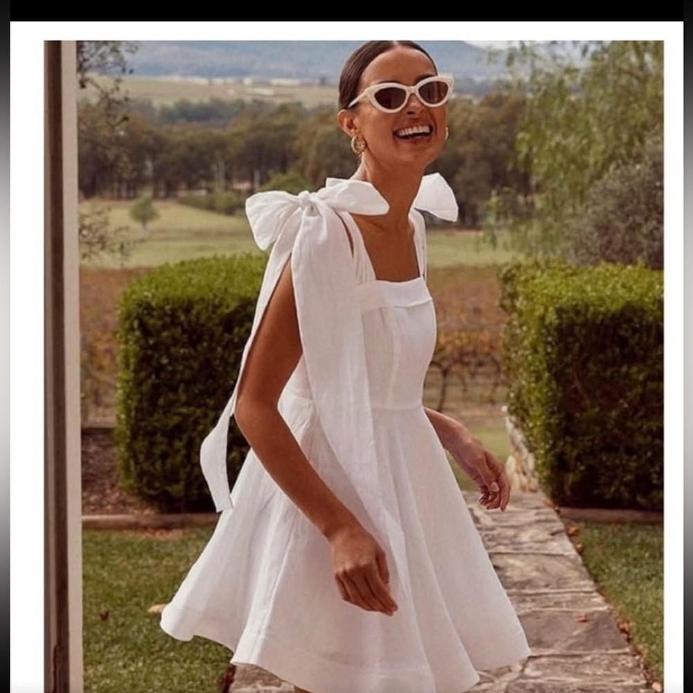 Dissh Dress